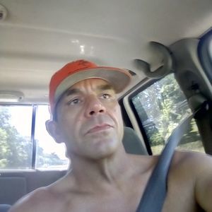 Meet your Posher, Troy